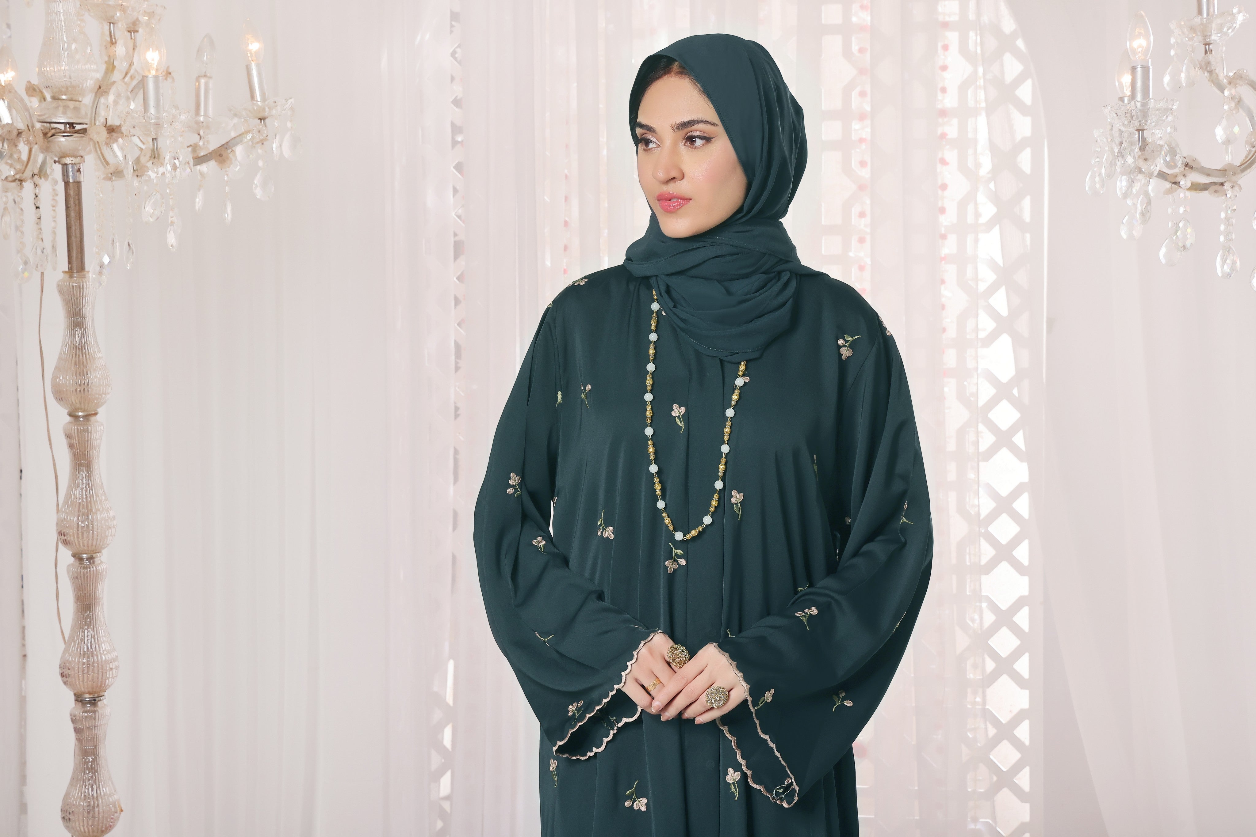 Hoorain
