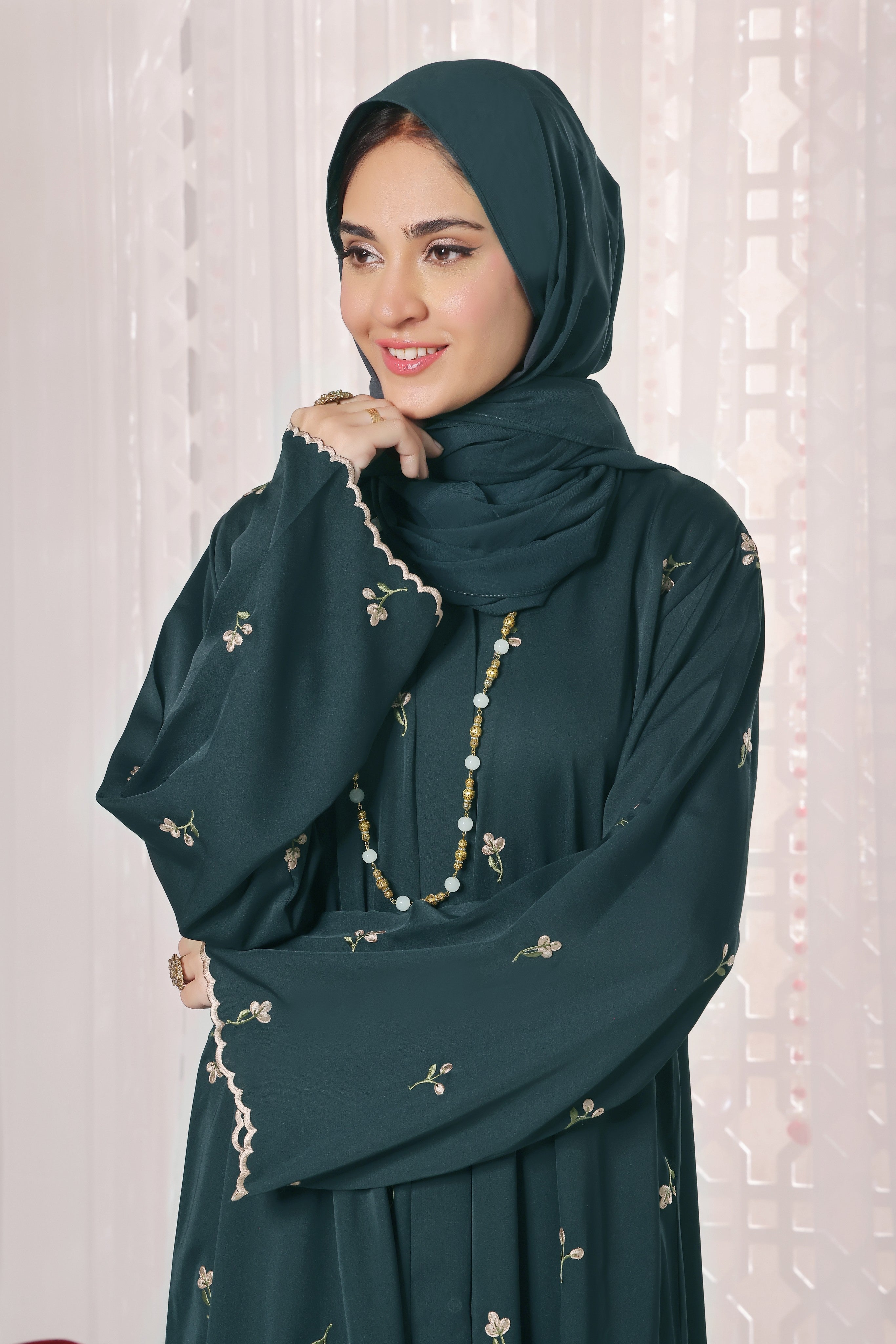 Hoorain