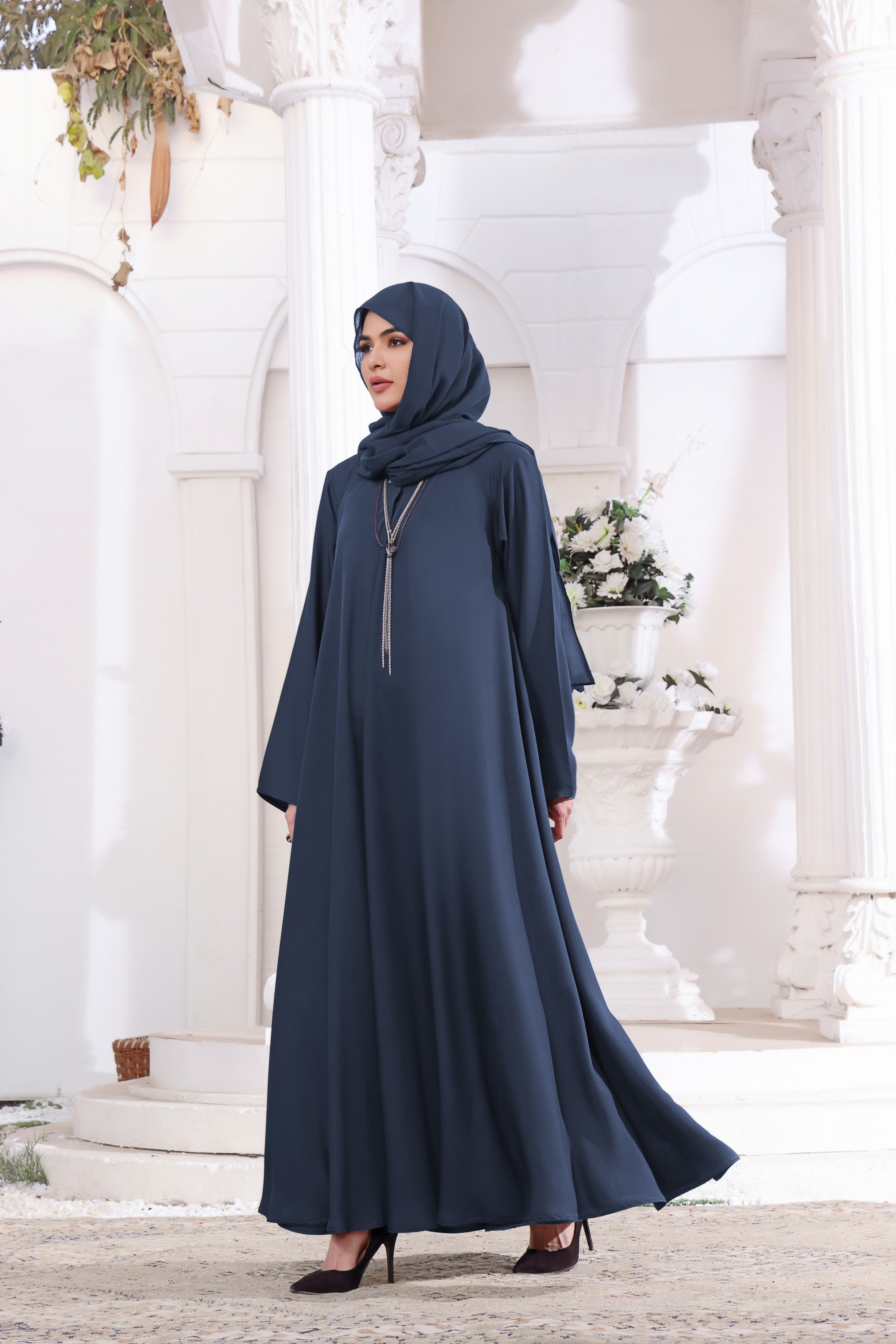 Omaima Blue